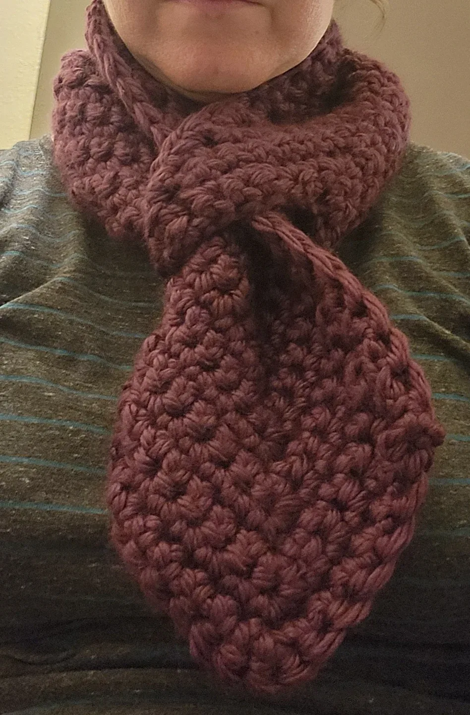 Handmade Crocheted Soft Purple Keyhole Scarf image indicator(3)