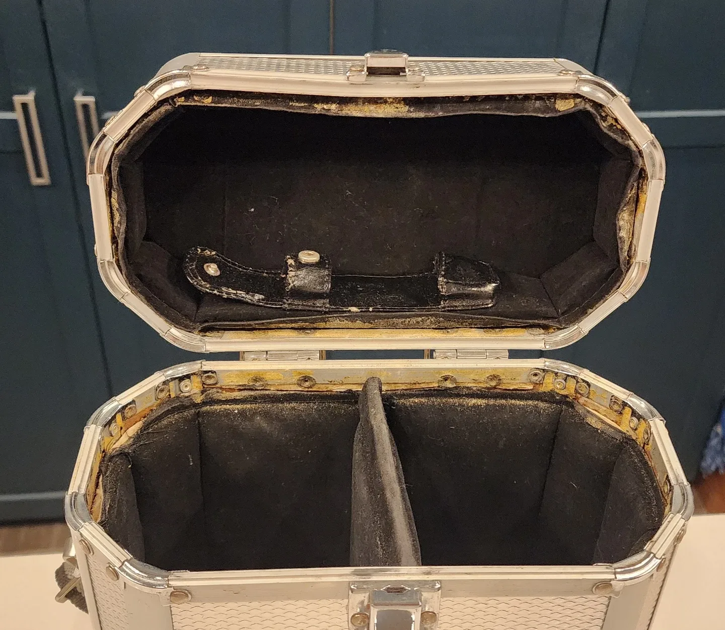 Aluminum Wine Case 2btl image indicator(5)