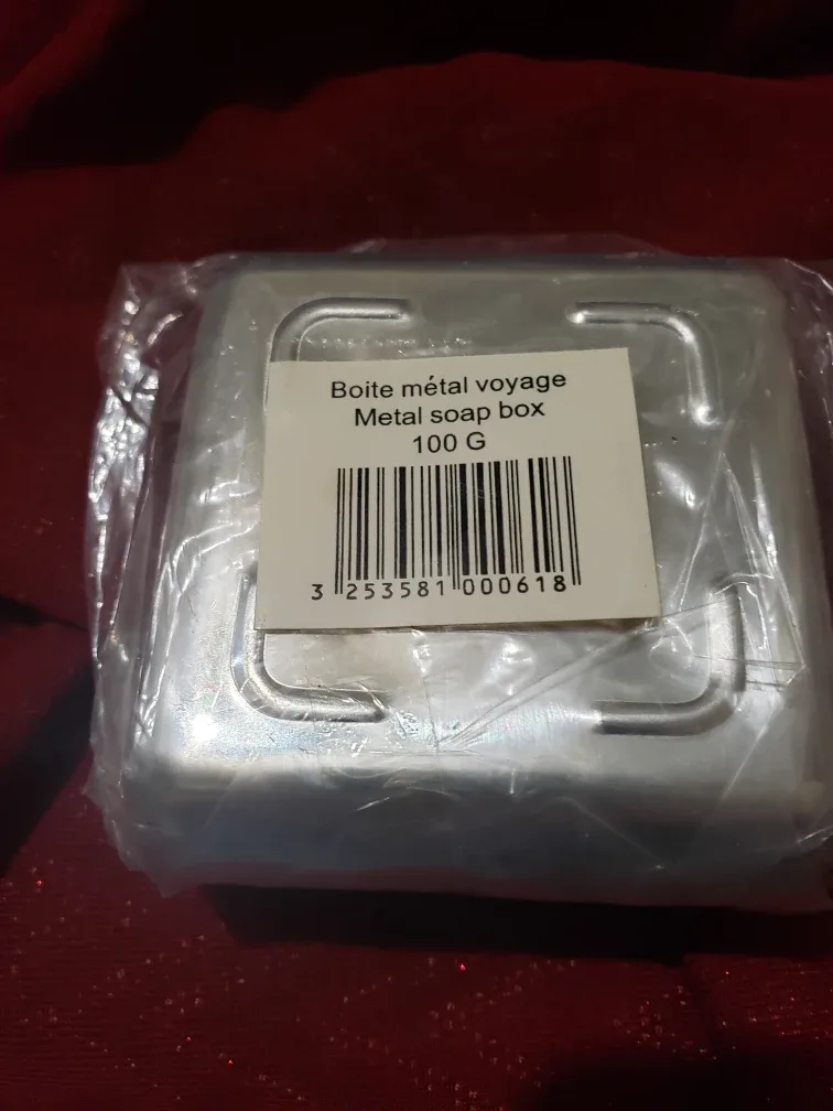 L'Occitane Metal Soap Box 100g - New image indicator(2)