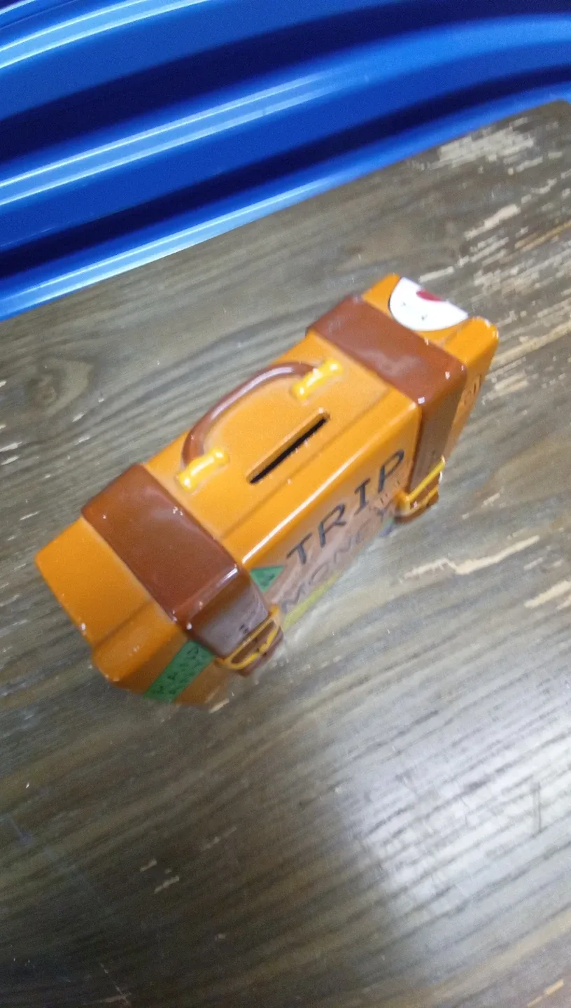 Ceramic Suitcase Trip Money Bank image indicator(2)