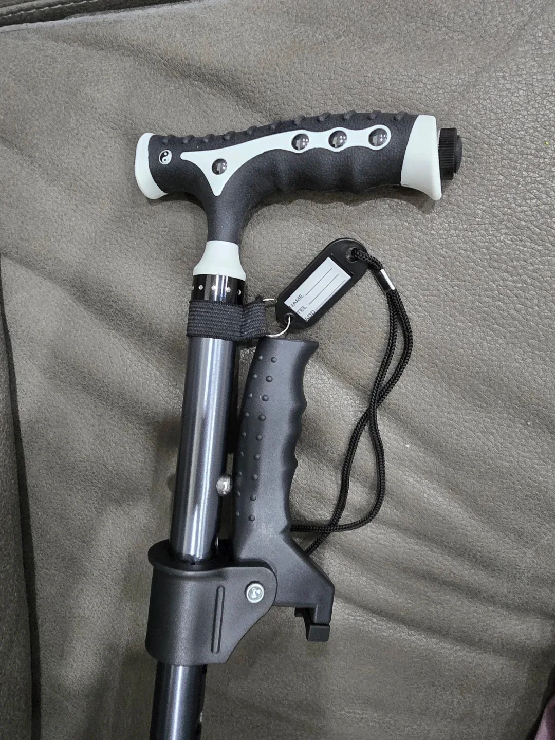 Adjustable Folding Walking Stick Cane image indicator(4)