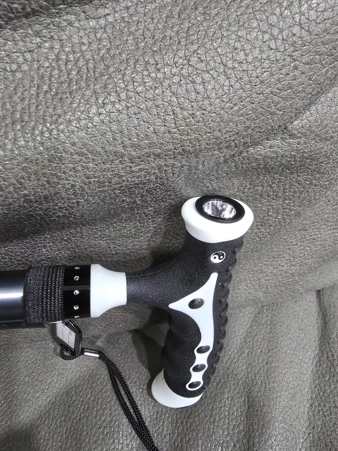 Adjustable Folding Walking Stick Cane image indicator(6)