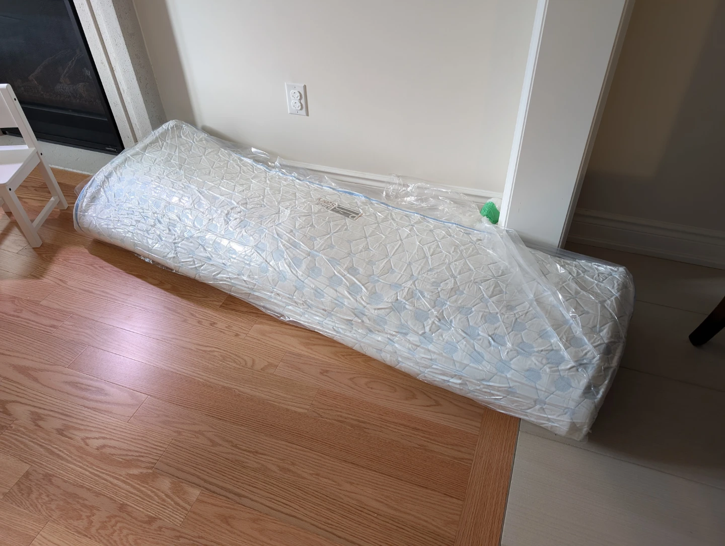 King Size Memory Foam Mattress Topper - photo 2