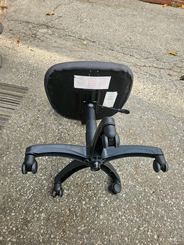 Office Chair - Black image indicator(2)