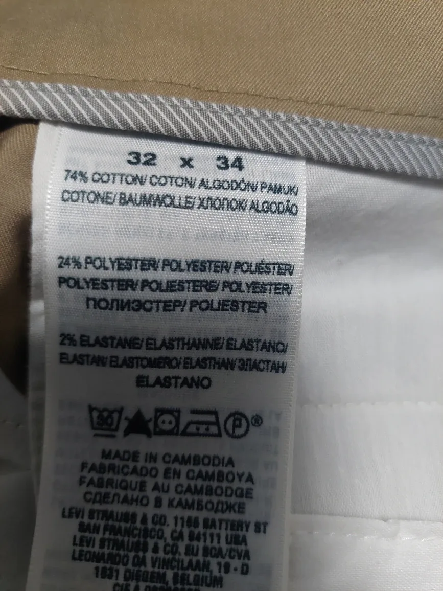 Dockers Iron Free Khaki Pants, 32x34 image indicator(2)