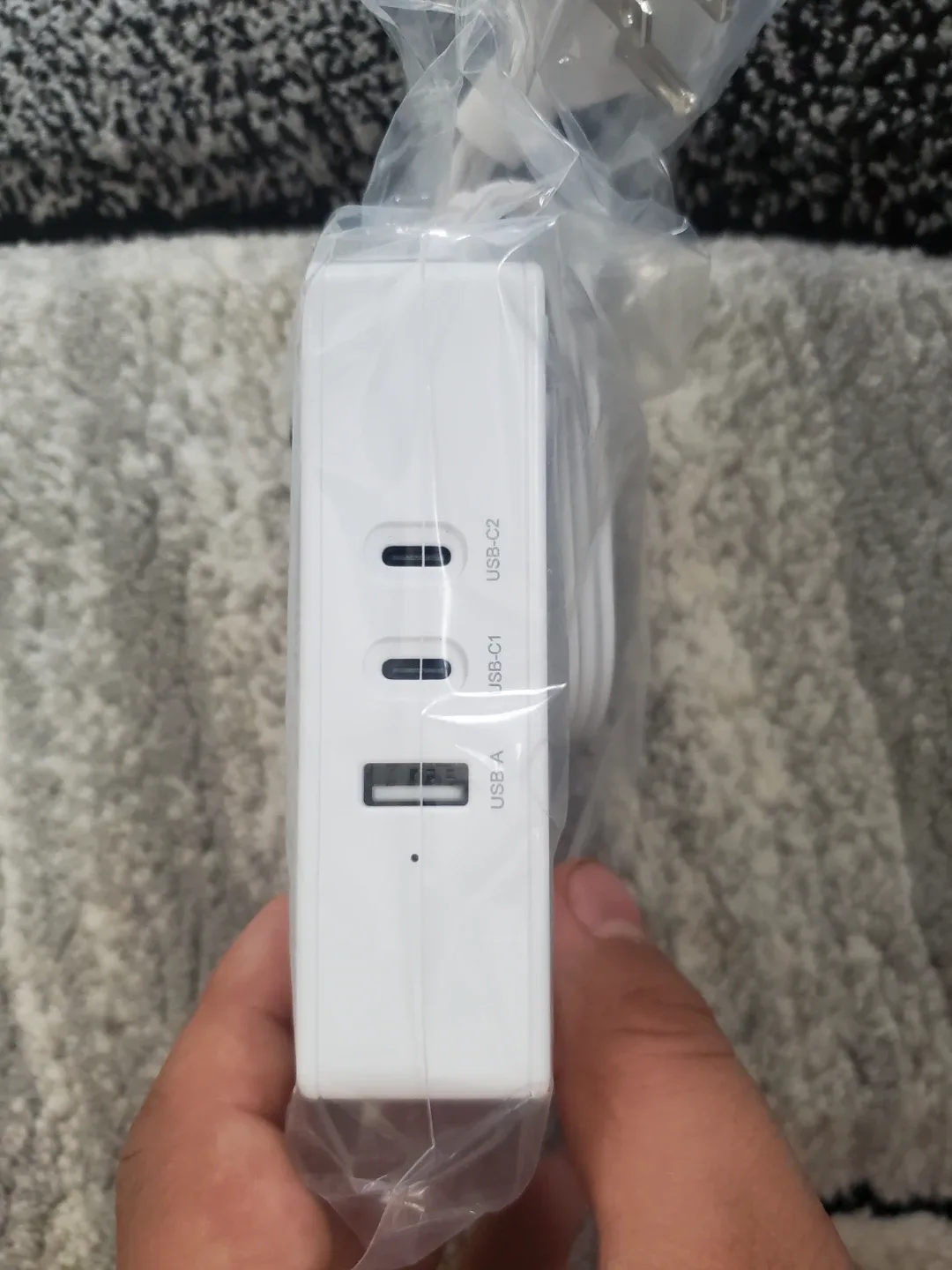 New Wentong Flat Plug Power Strip with USB Charger image indicator(5)