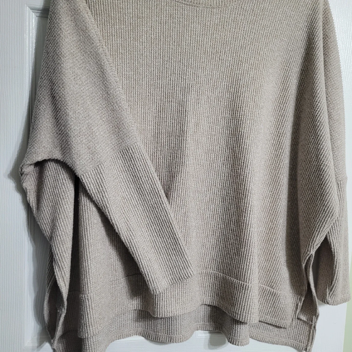 Ladies Size 4X Sweater image indicator(7)
