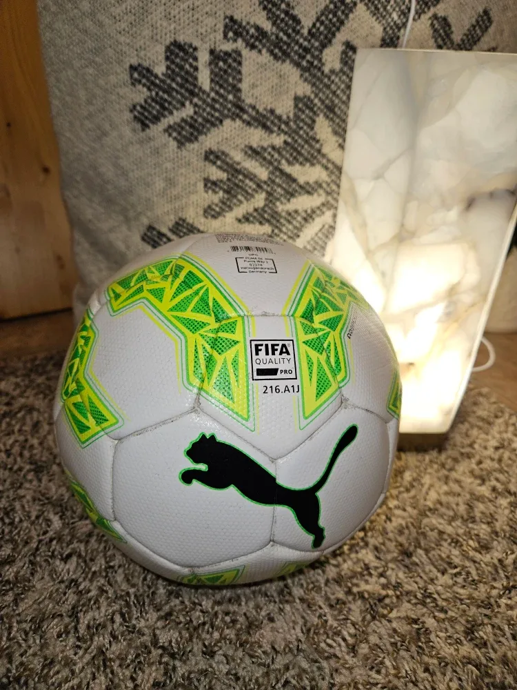 Puma FIFA Quality Pro Soccer Ball image indicator(2)