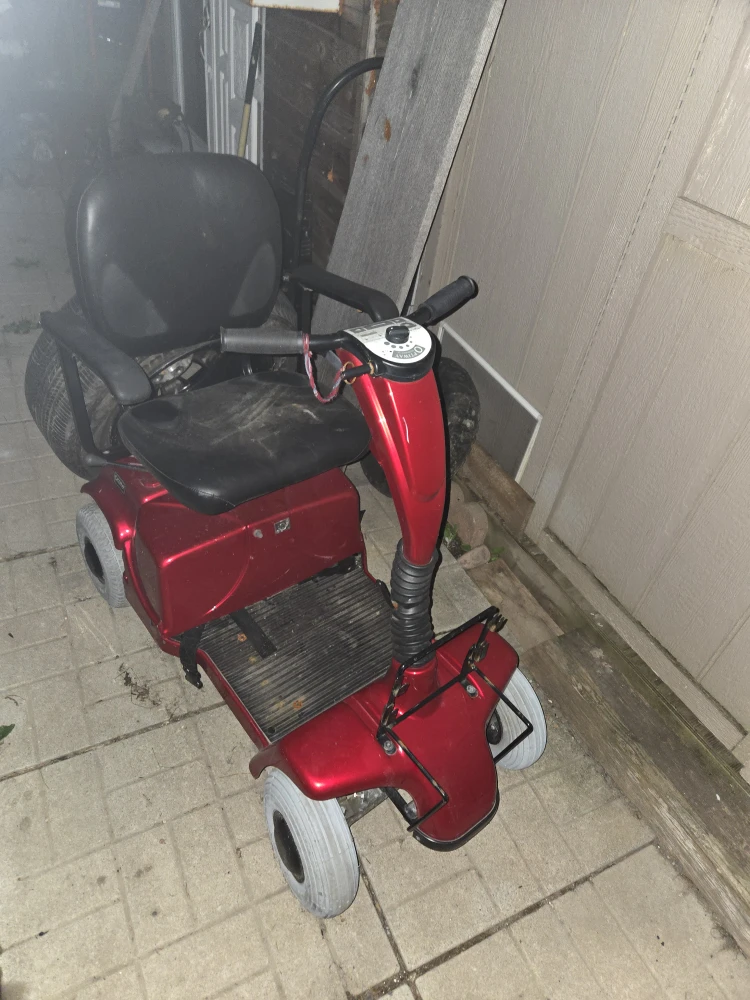 Red Optiway Transer 1700 Mobility Scooter