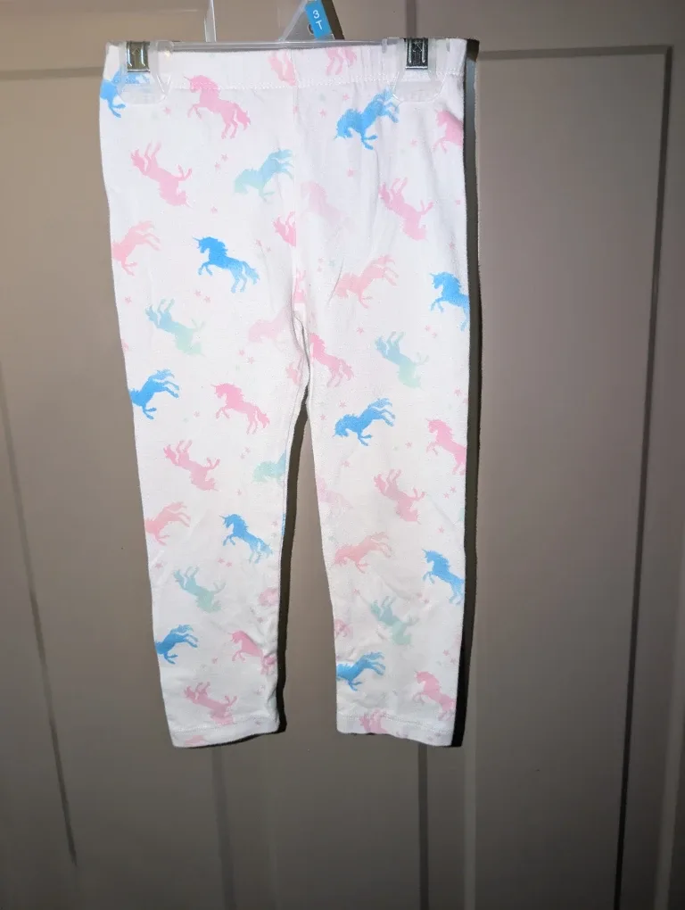 Girls sz 3 bottoms, $3 each