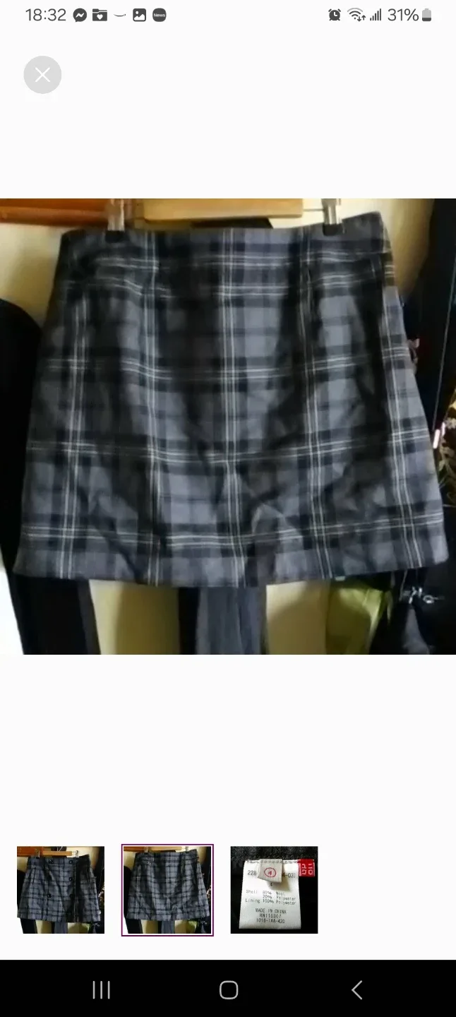 VINTAGE Uniqlo Plaid Mini Skirt - Size 4 image indicator(2)