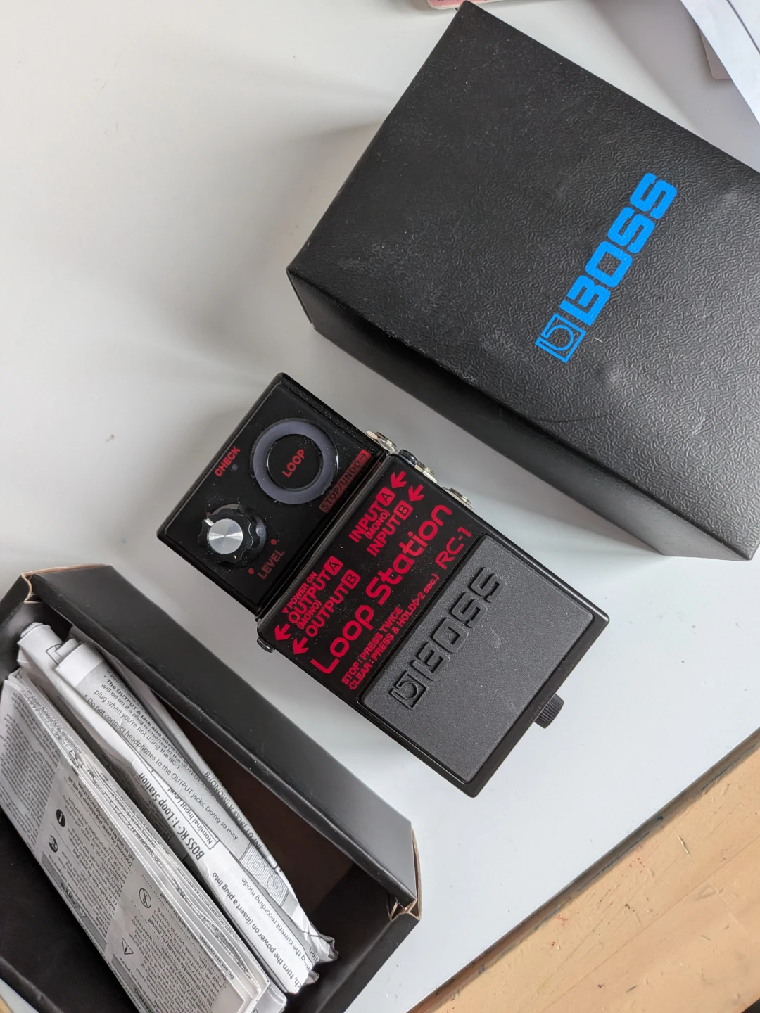 BOSS RC-1 Loop Station Guitar Effects Pedal - Like New! - photo 3