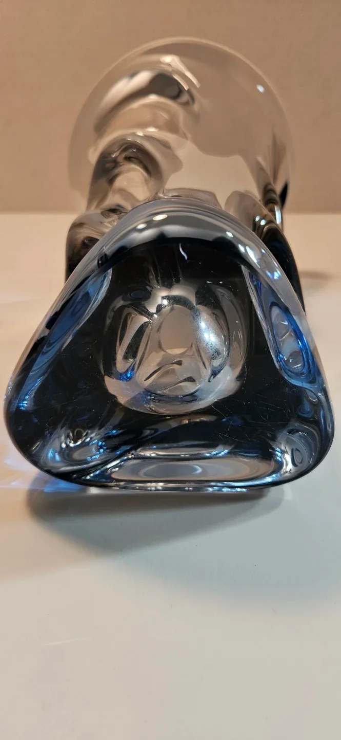 Czech Art Vase image indicator(6)