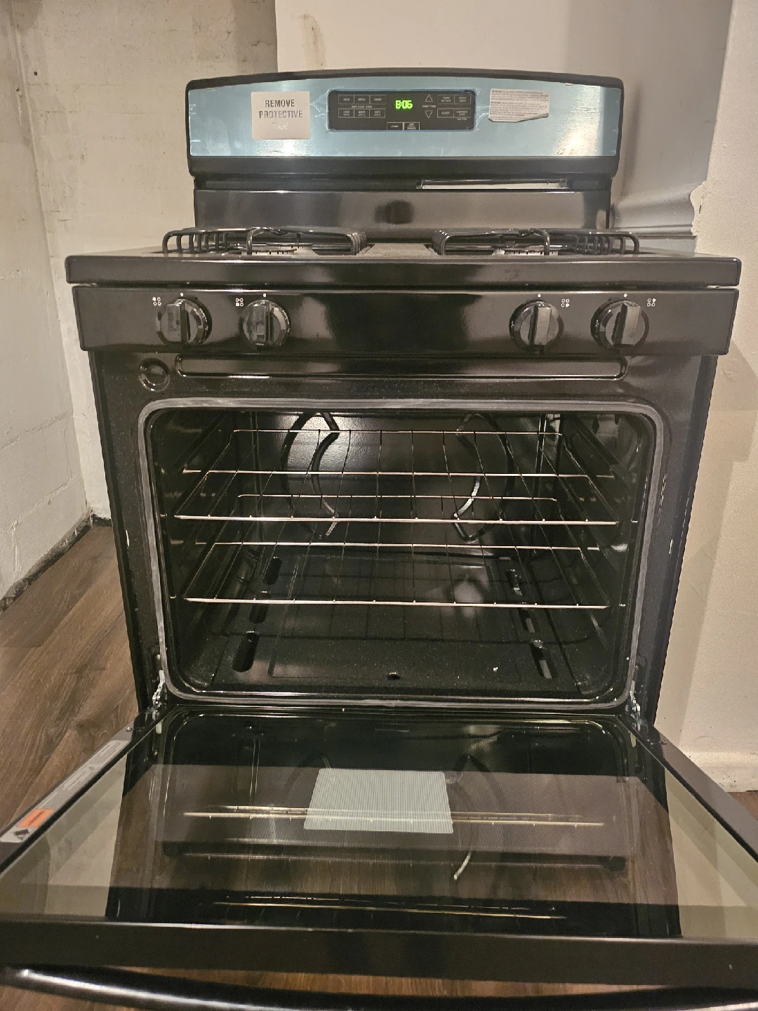 Amana Black Gas Range Stove - photo 3