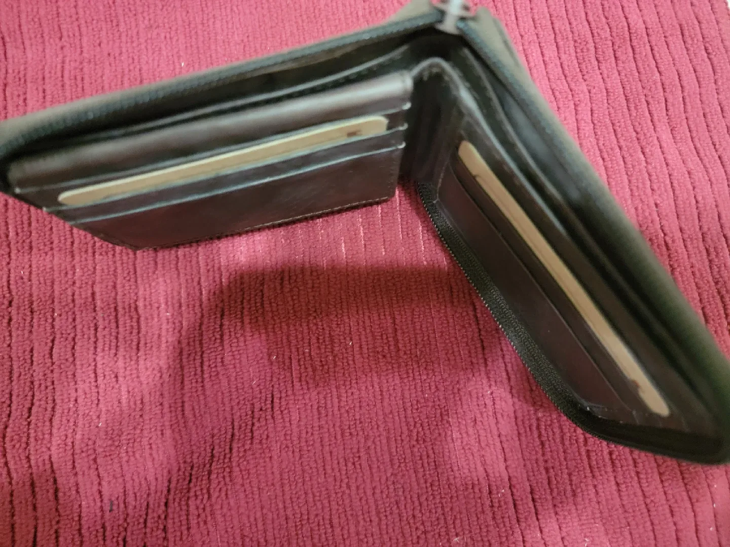 Brown Leather Zip Around Wallet image indicator(4)