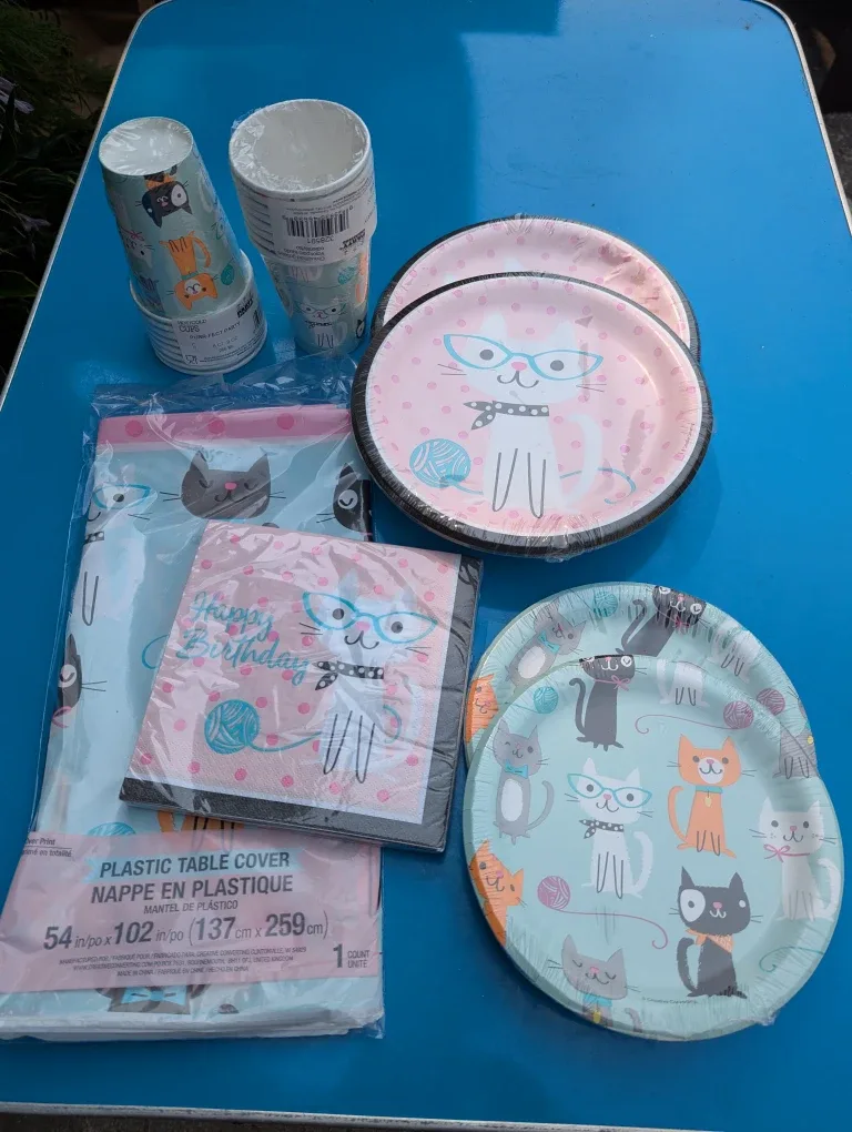 Cat-Themed Birthday Party Supplies - New