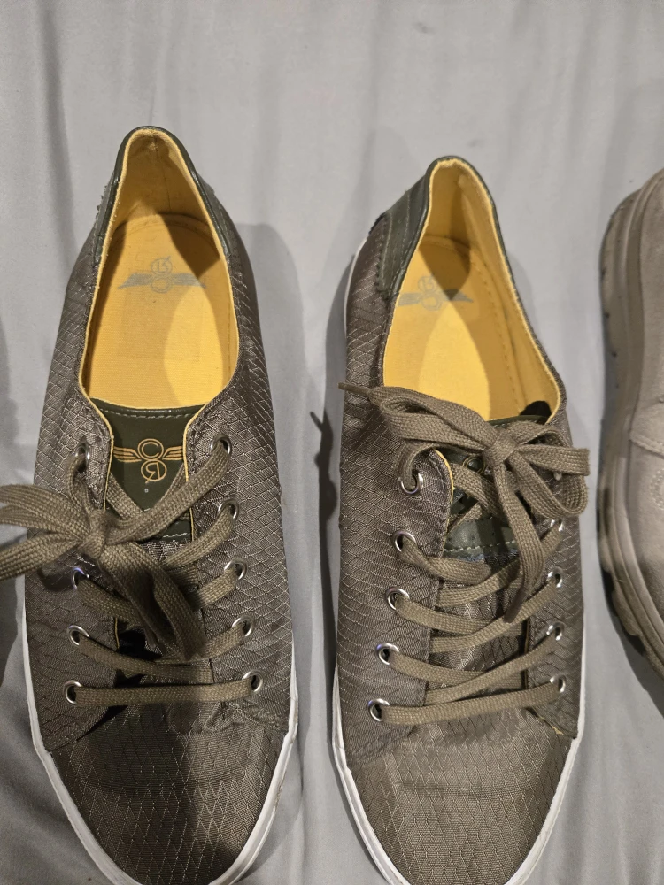 FREE DELIVERY!! Misc shoes size 10.5 $20 each or all for 60 - photo 4