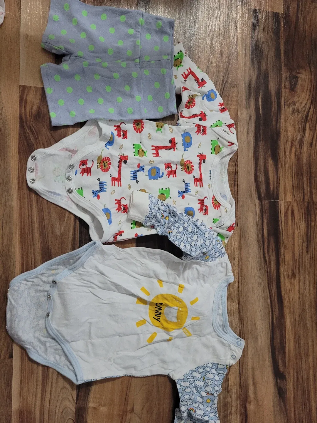 Baby Clothes Bundle image indicator(2)