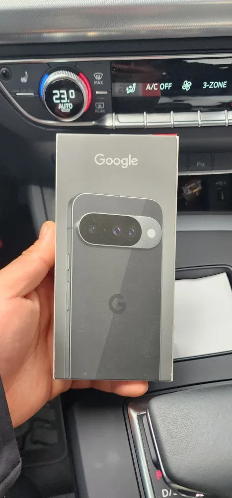 New Google Pixel 10 - Unopened!