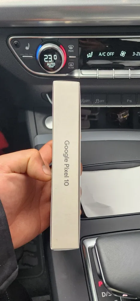 New Google Pixel 10 - Unopened! image indicator(2)