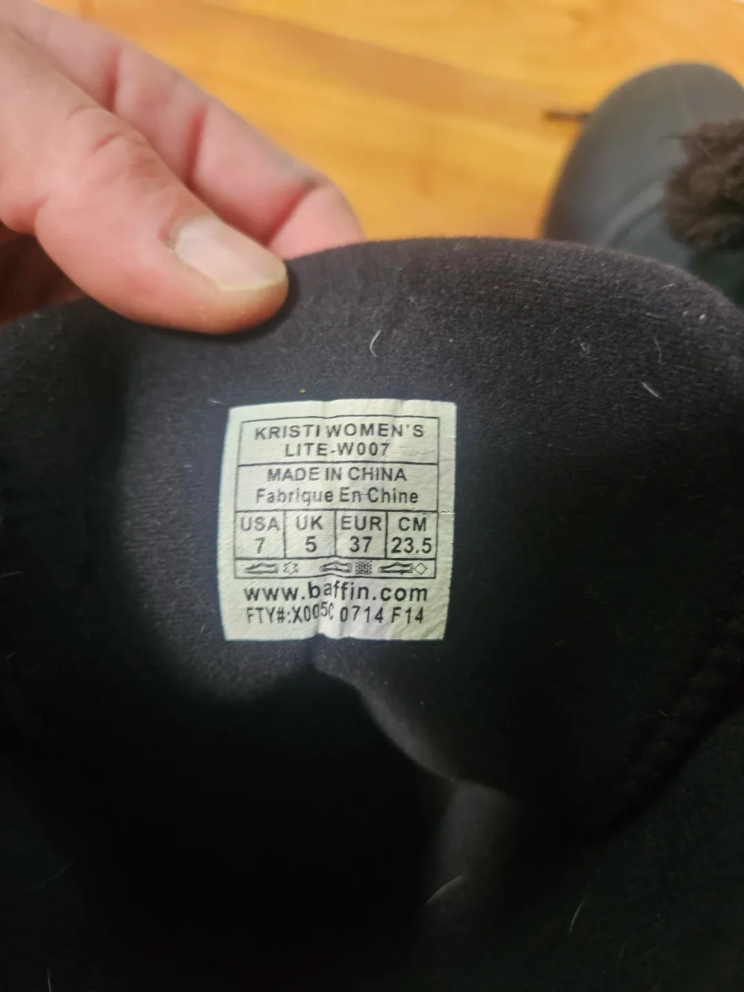 Baffin Women's Winter Boots - Size 7 image indicator(5)