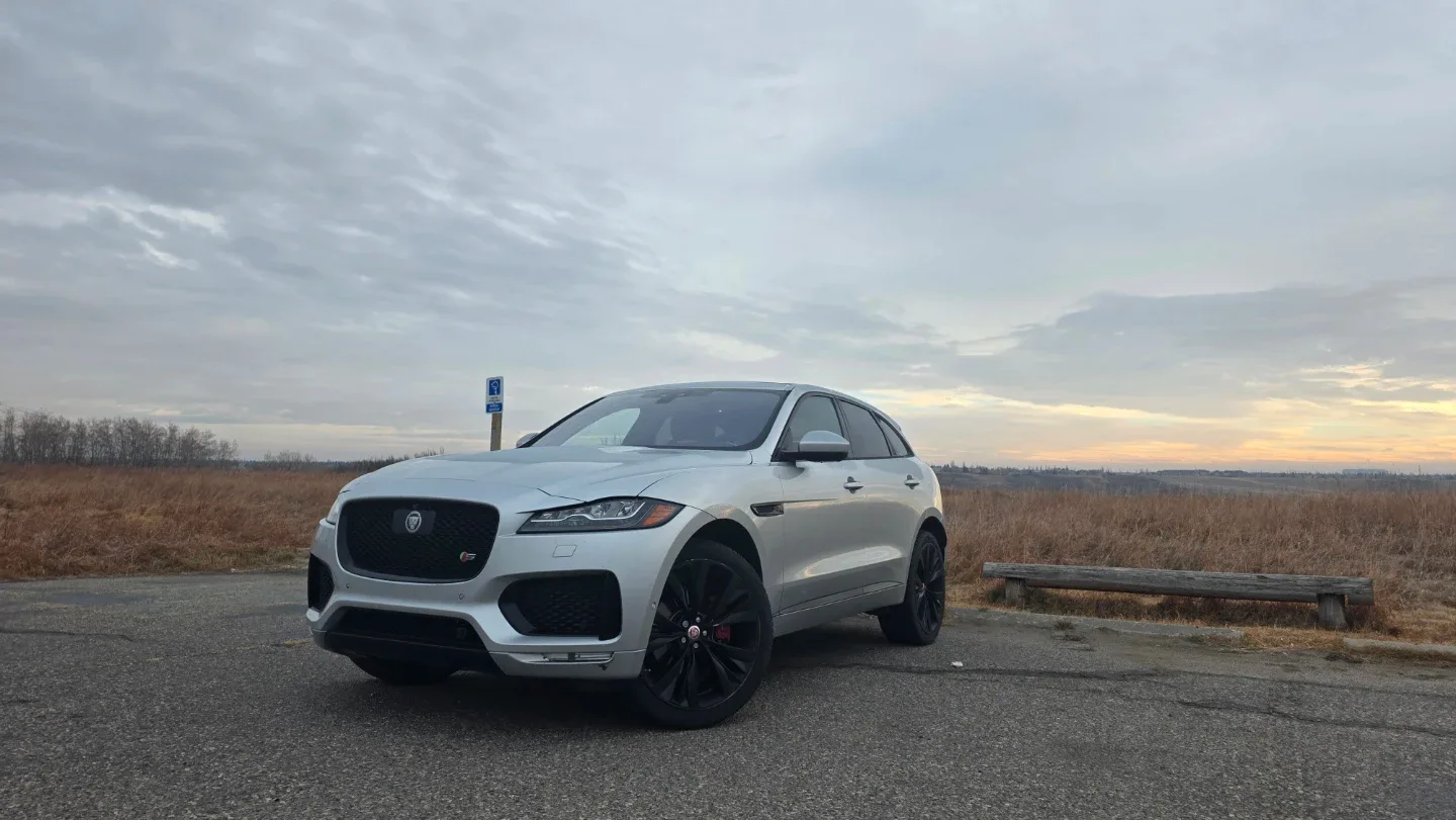 Jaguar F-PACE S image indicator(2)