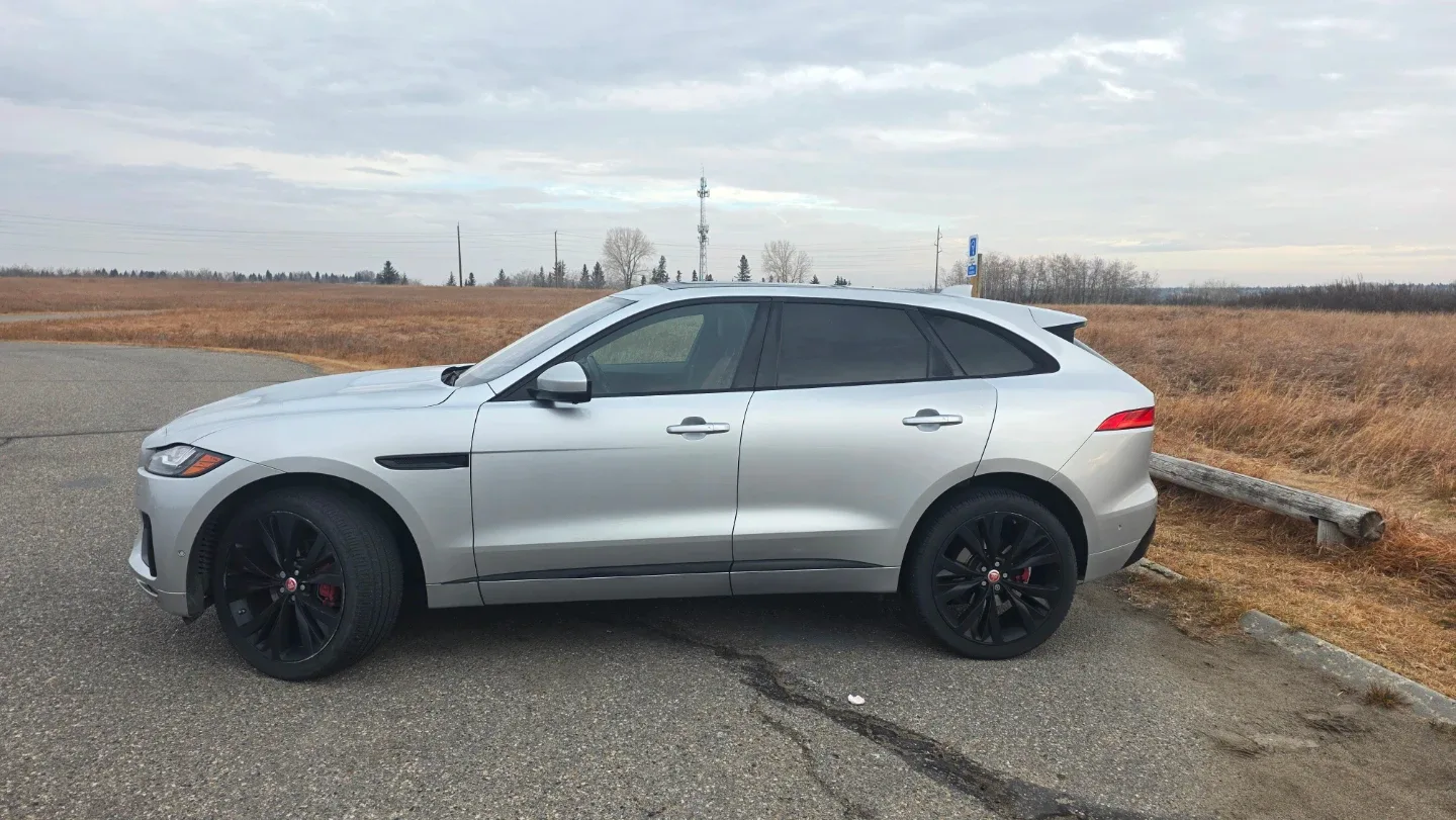 Jaguar F-PACE S image indicator(3)