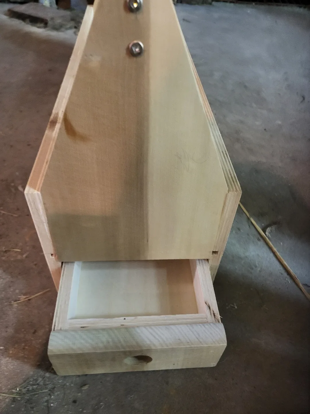 Handmade Wooden Tool Box with Handle image indicator(2)