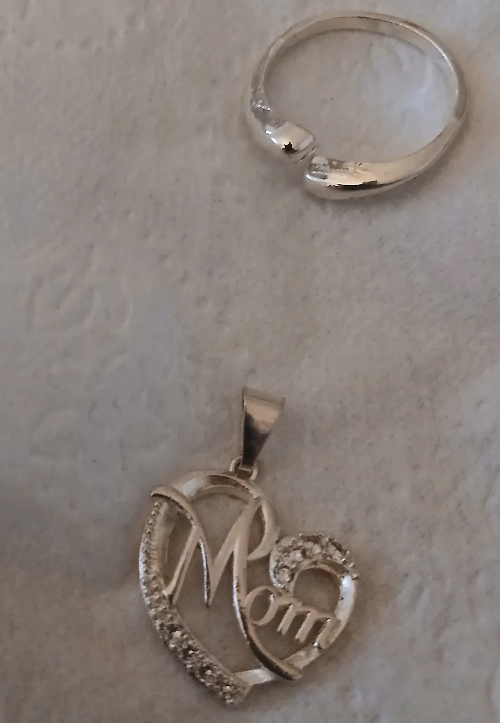 Silver Ring and Pendant image indicator(2)