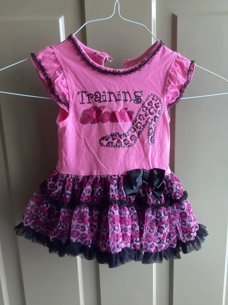 Girls sz 12 months dresses $3 each image indicator(3)