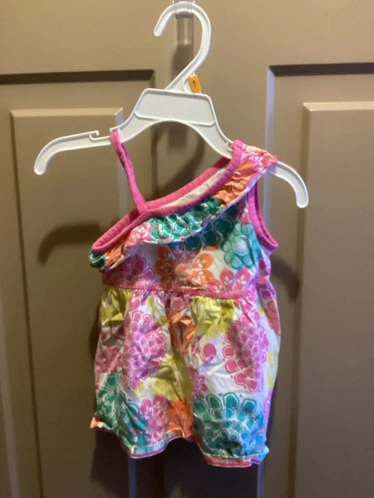 Girls sz 12 months dresses $3 each image indicator(5)