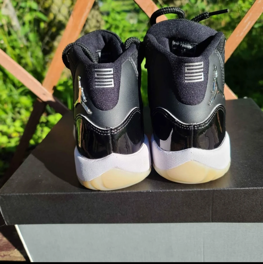 Jordan 11 Retro Jubilee (GS) - Youth Size 5 - photo 3