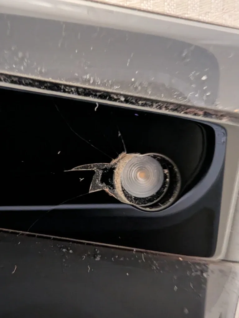 Google Pixel 6a - Black image indicator(3)