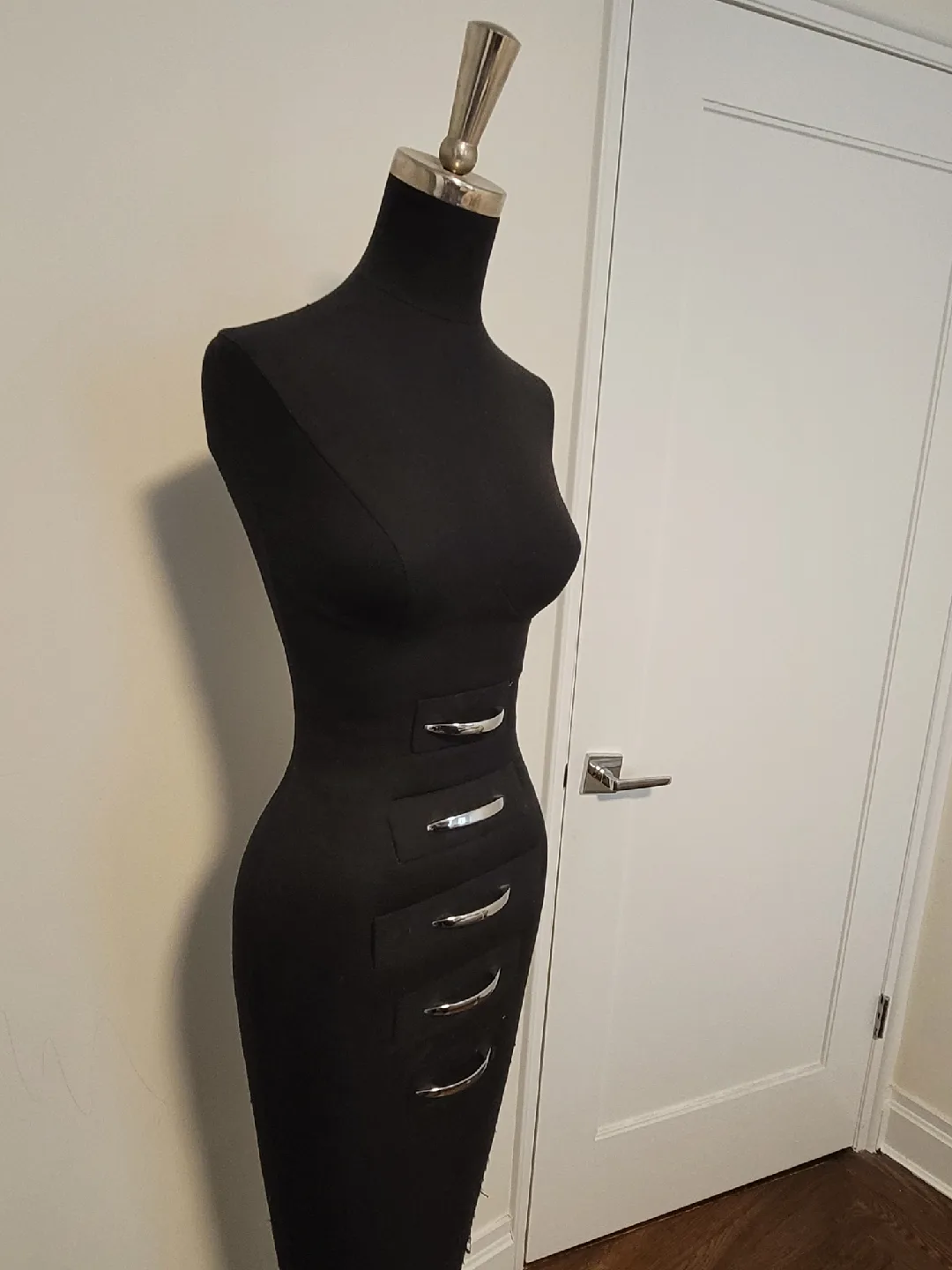 Black Dress Form Mannequin image indicator(3)