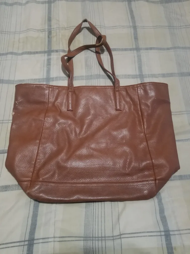 Forever 21 Brown Leather Tote Bag #Cleanout image indicator(2)