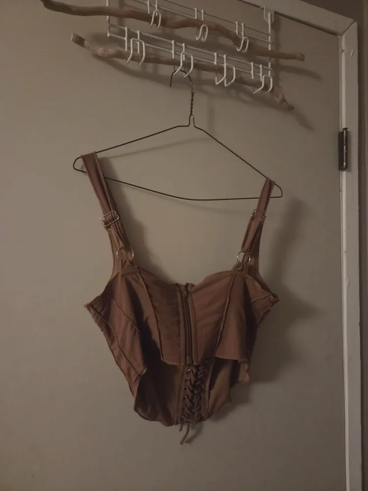 Fashionova crop top image indicator(2)