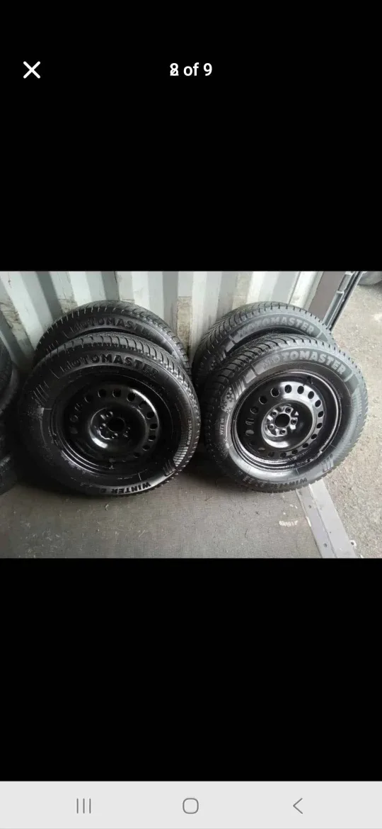 Set of 4 MOTOMASTER Winter Tires & Rims (235/65R18 5x114.3) image indicator(3)