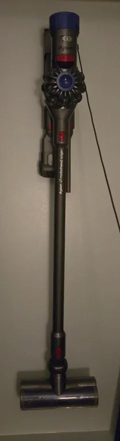 Dyson V7 Motorhead Origin Vacuum