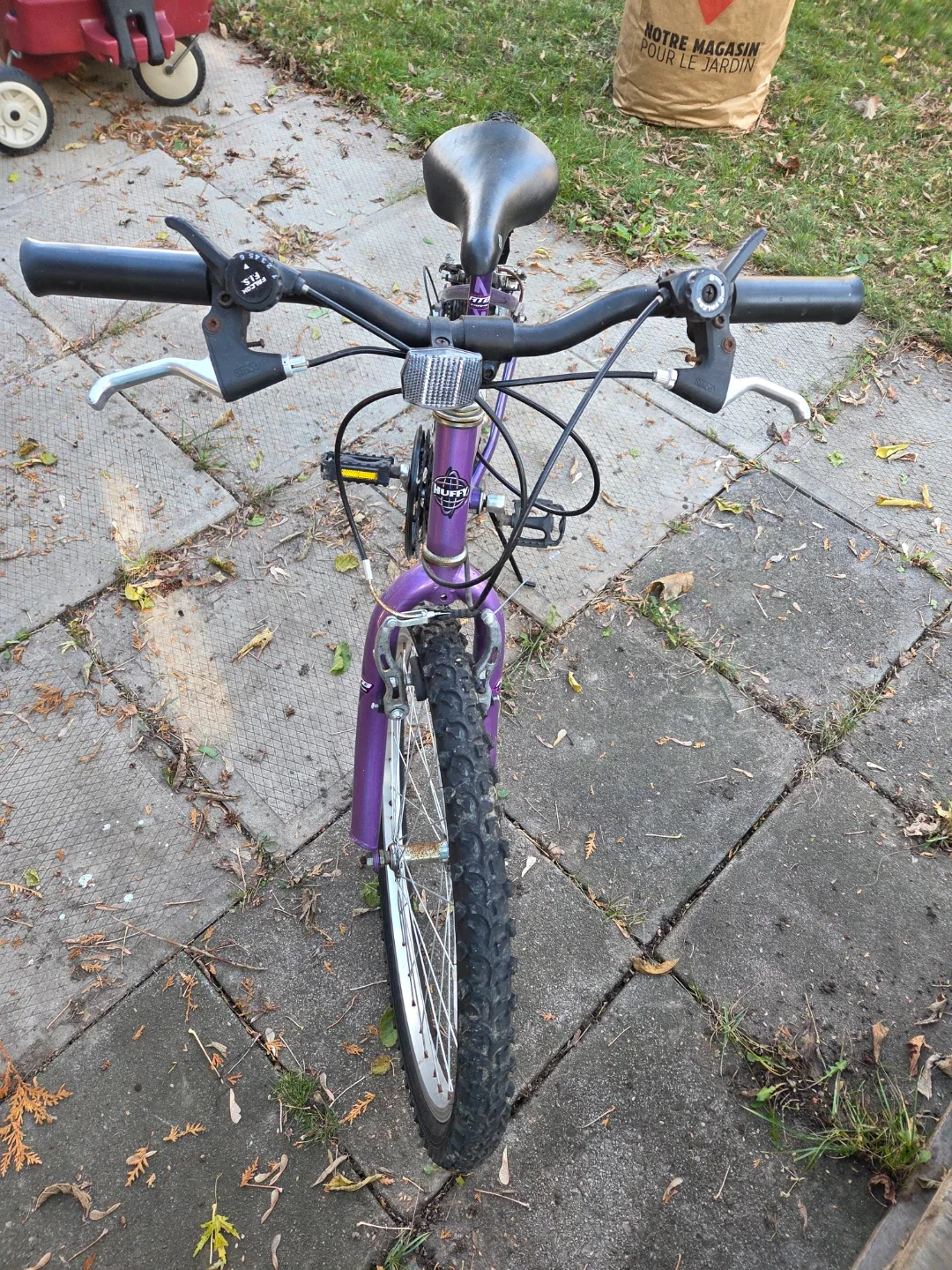 Huffy Blackwater 24" Purple Mountain Bike image indicator(3)