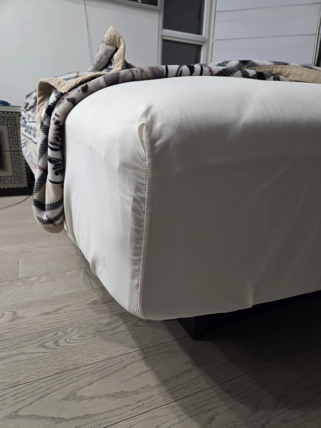Queen size mattress extra firm with spring box - photo 2