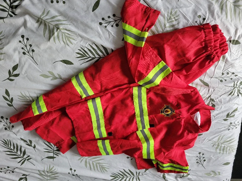 Fire Fighter Costume - Boy's Size M (8-10)