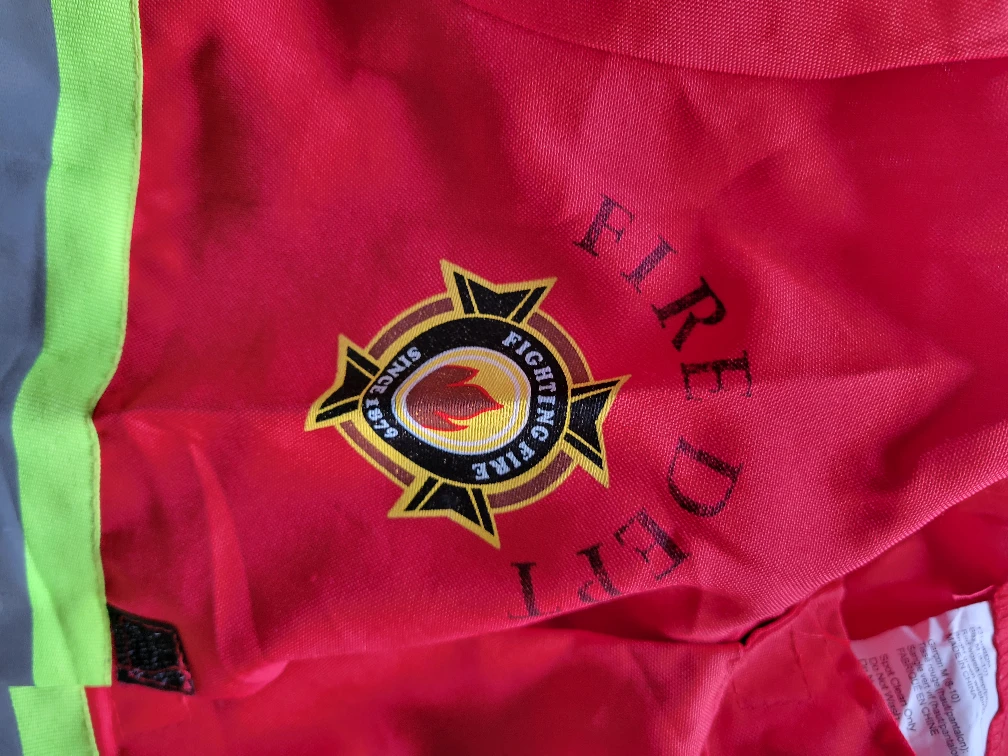 Fire Fighter Costume - Boy's Size M (8-10) - photo 2