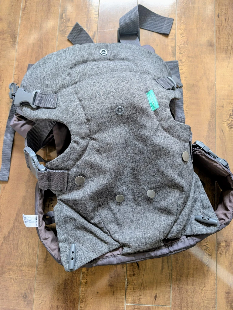 Infantino Grey Baby Carrier - photo 2
