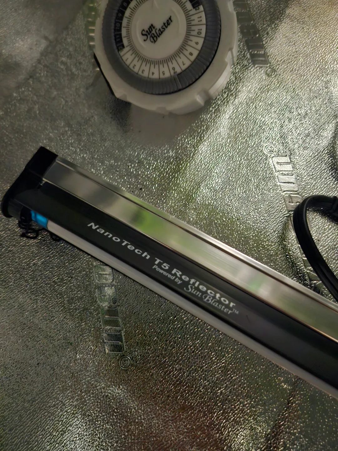 VIVOSUN Grow Tent - Black & Green image indicator(6)