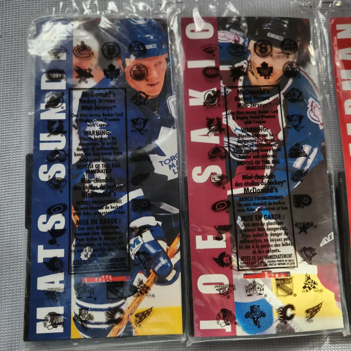 4 McDonald's Hockey Heroes Mini-Jerseys image indicator(2)