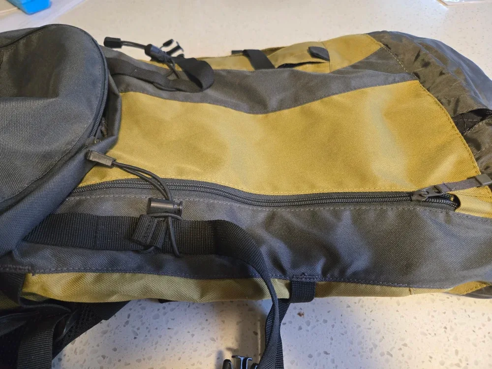 Mountain Warehouse Backpack image indicator(4)