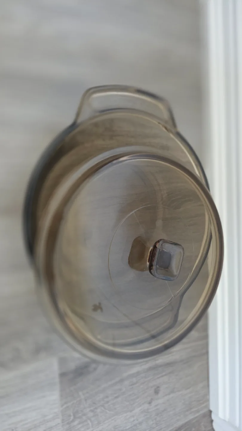 Visions Amber Glass Cookware Pot with Lid image indicator(3)