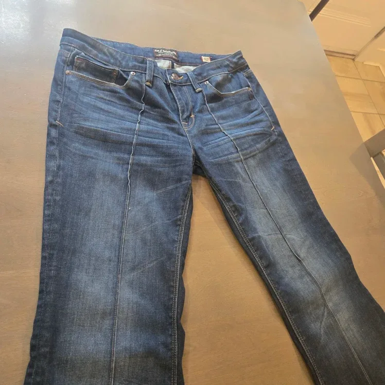 Cult of Individuality Leisure Flare Jeans - Size 32 image indicator(6)