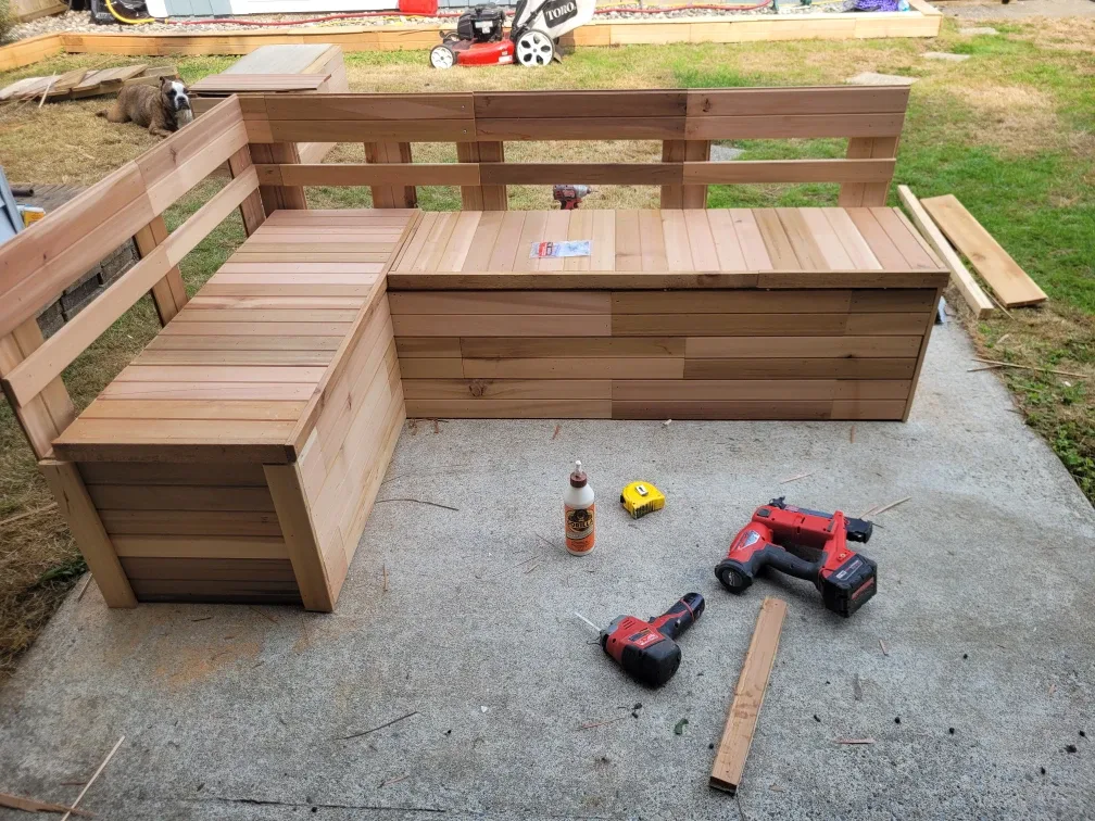 Handmade Cedar Wood Storage Box image indicator(8)