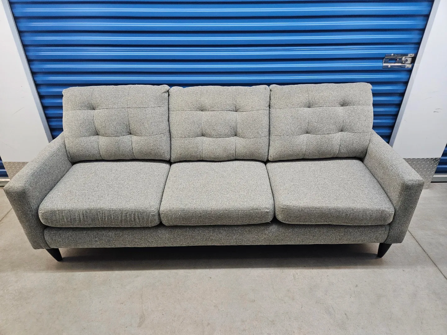 Light Grey reversible L shape sofa image indicator(6)